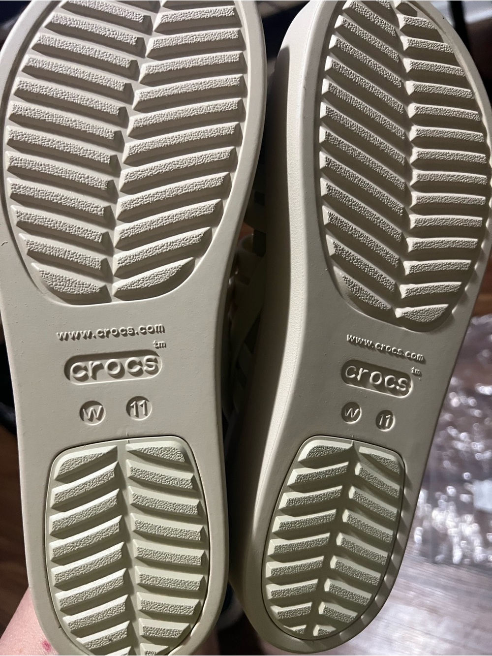 Crocs Women’s cream color Strappy Platform Sandals - Picture 3 of 3